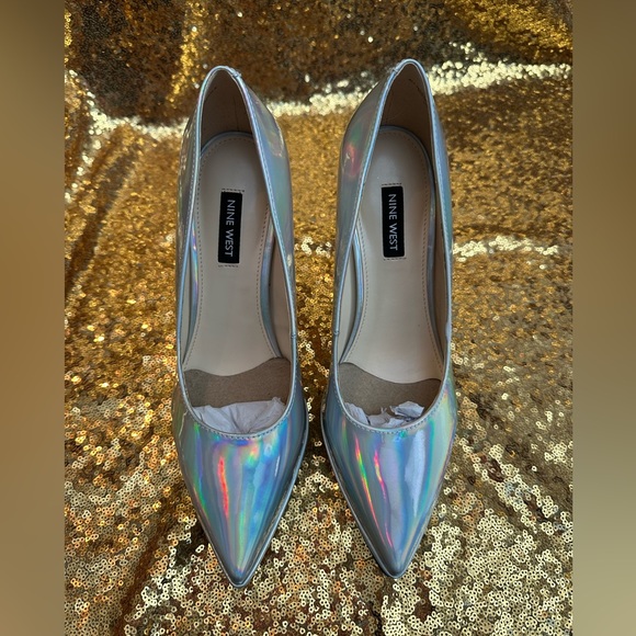 NIB - NINE WEST Silver Metallic Danca Platform Pumps - Picture 2 of 16